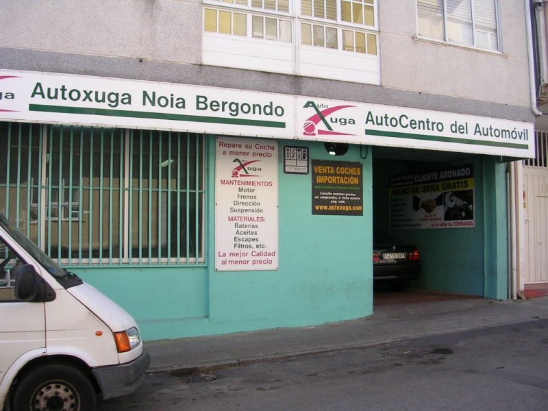 Letrero antiguo del taller Autoxuga Noia